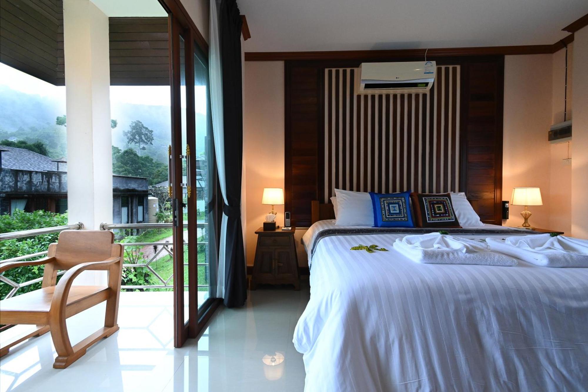 Cascade Tara Hotel Na Mueang Bilik gambar