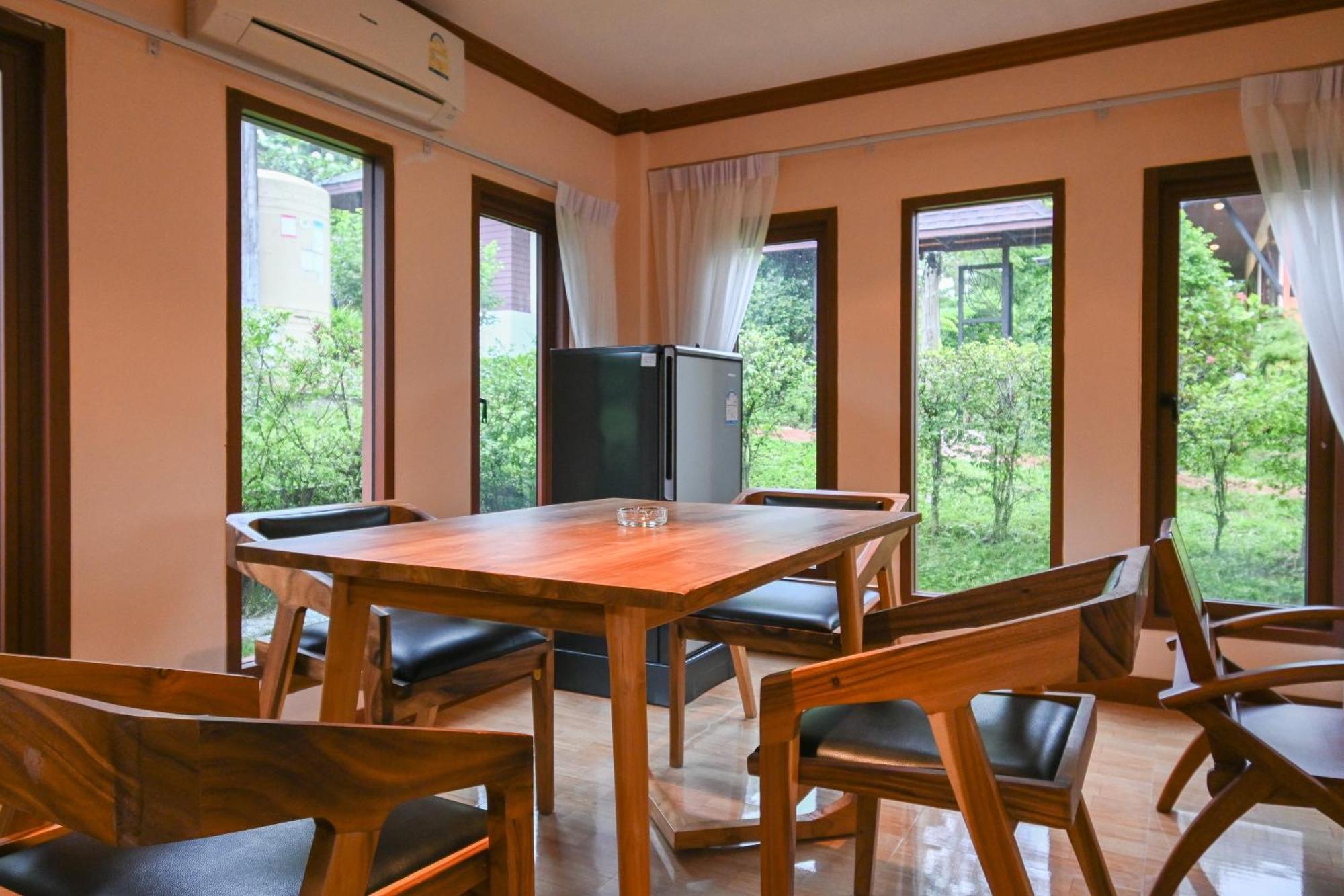 Cascade Tara Hotel Na Mueang Bilik gambar
